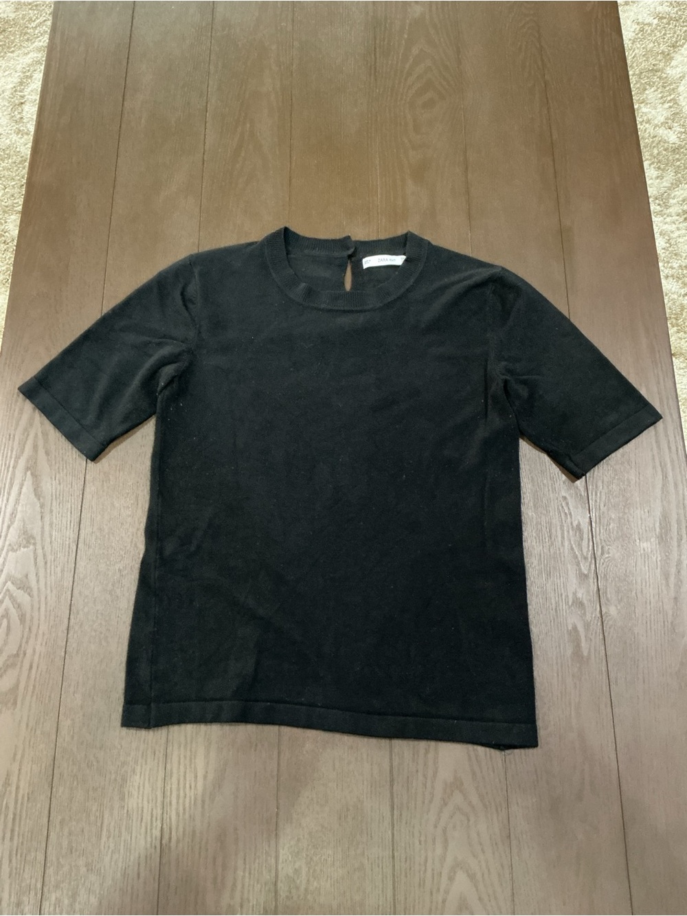 Zara Black Short-Sleeve Crewneck Shirt